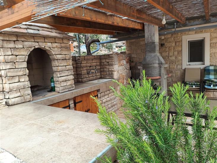 Hiša Robinson house