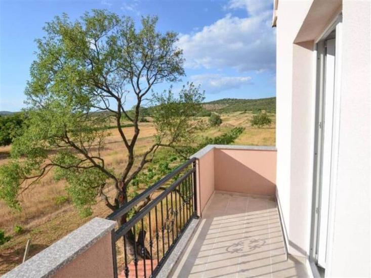 Apartment A1, for 8 persons