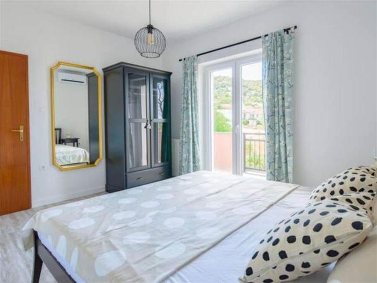 Apartment A1, for 8 persons