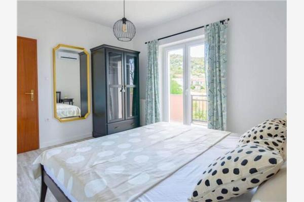 Apartment A1, for 8 persons