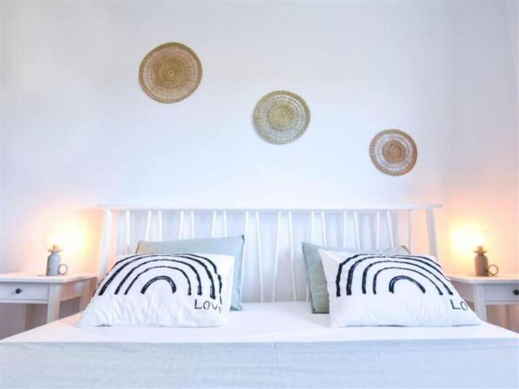 Apartment A1, for 8 persons