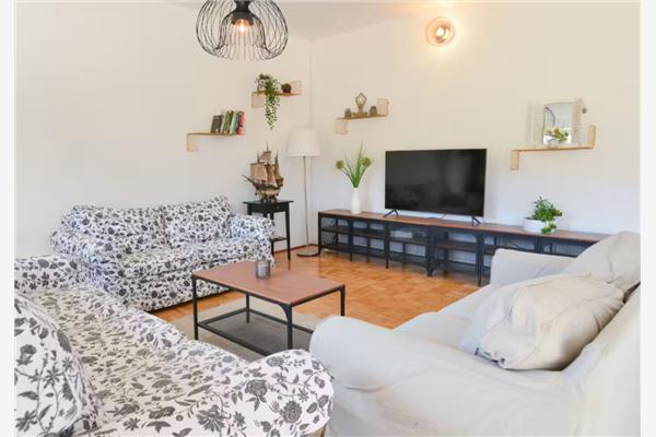 Apartment A1, for 8 persons