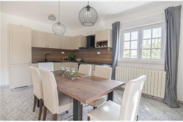 Apartment A1, for 8 persons