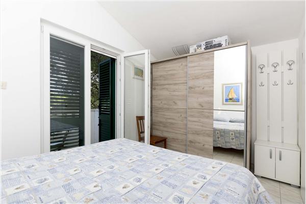 Apartment A1, for 3 persons