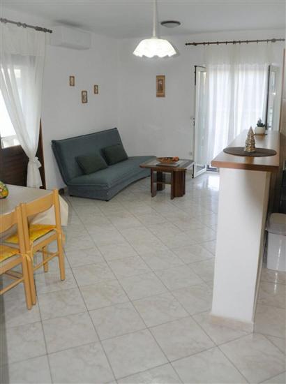 Apartment A2, for 5 persons