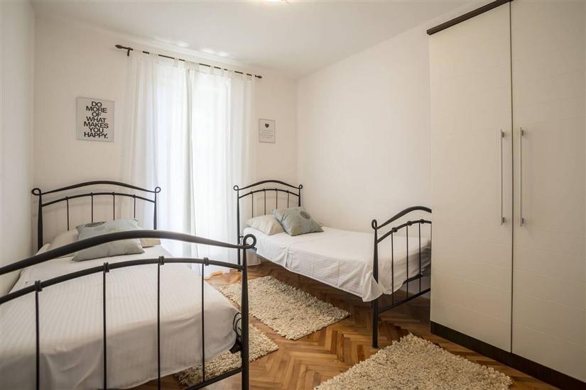 Apartment A2, for 4 persons