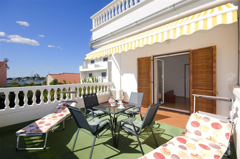 Soba S1, za 2 osoba/e