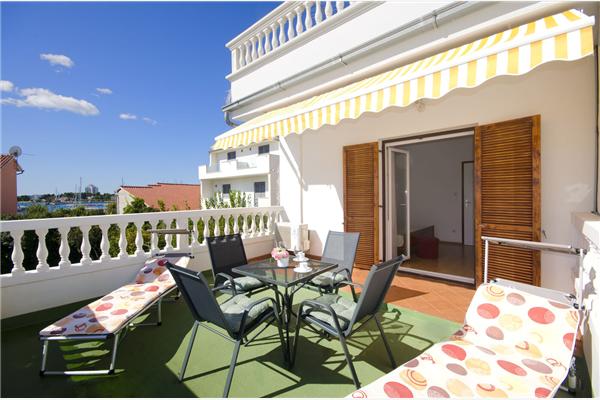 Soba S1, za 2 osoba/e