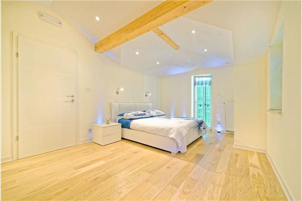 Kuća K1, za 8 osoba/e