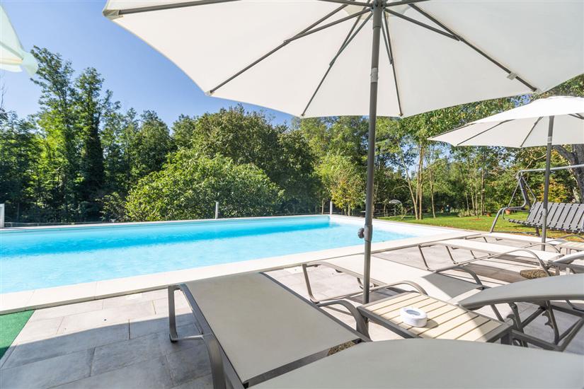 Apartmaji Cetri Hrasta