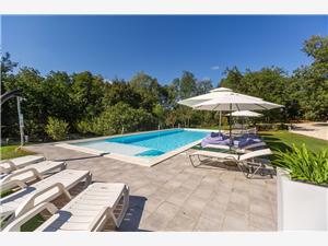 Apartmaji Cetri Hrasta Pićan, Hiša na samem, Kvadratura 75,00 m2, Namestitev z bazenom