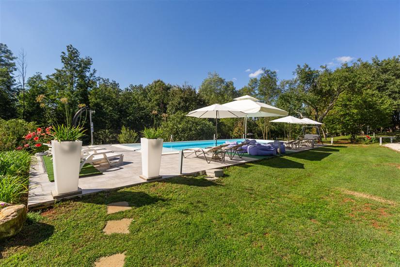 Apartments Cetri Hrasta