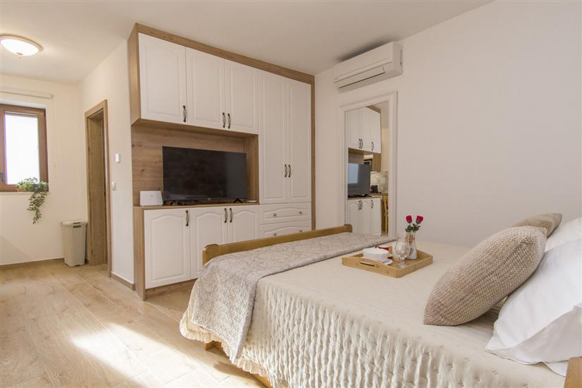 Apartment A1, for 2 persons