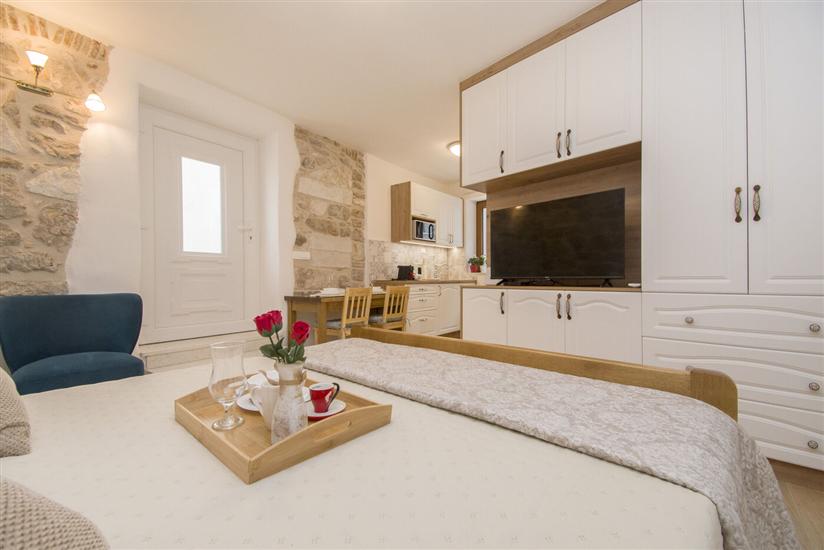 Apartment A1, for 2 persons