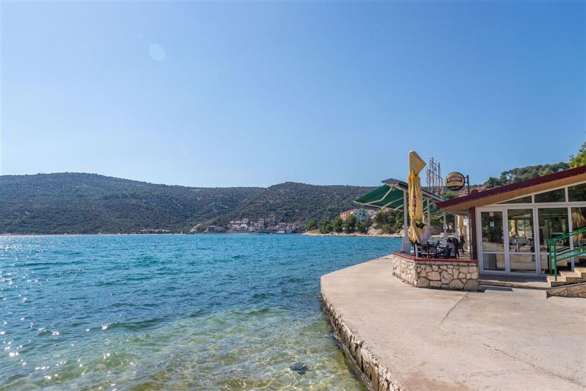 Apartmaji SEA STAR IVANA