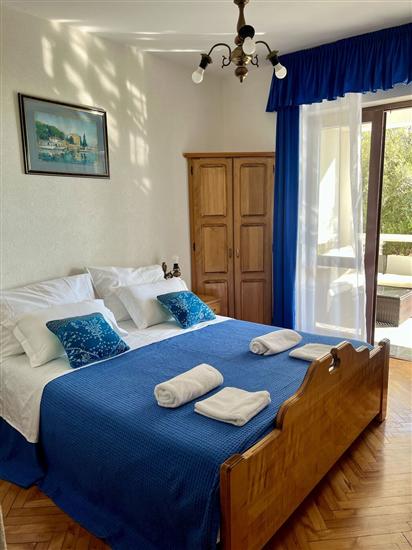 Apartment A4, for 4 persons