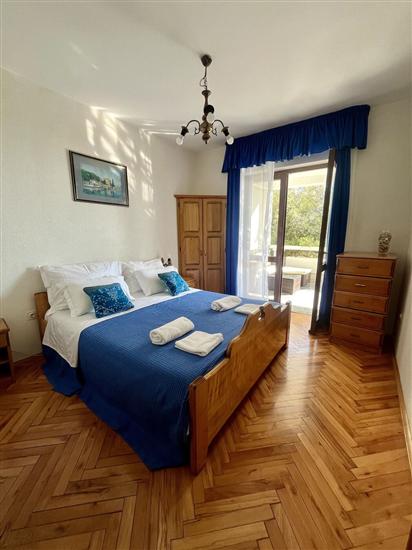 Apartment A4, for 4 persons