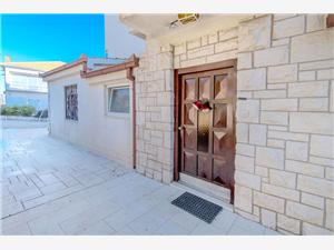 Apartma Split in Riviera Trogir,RezervirajtreeOd 121 €