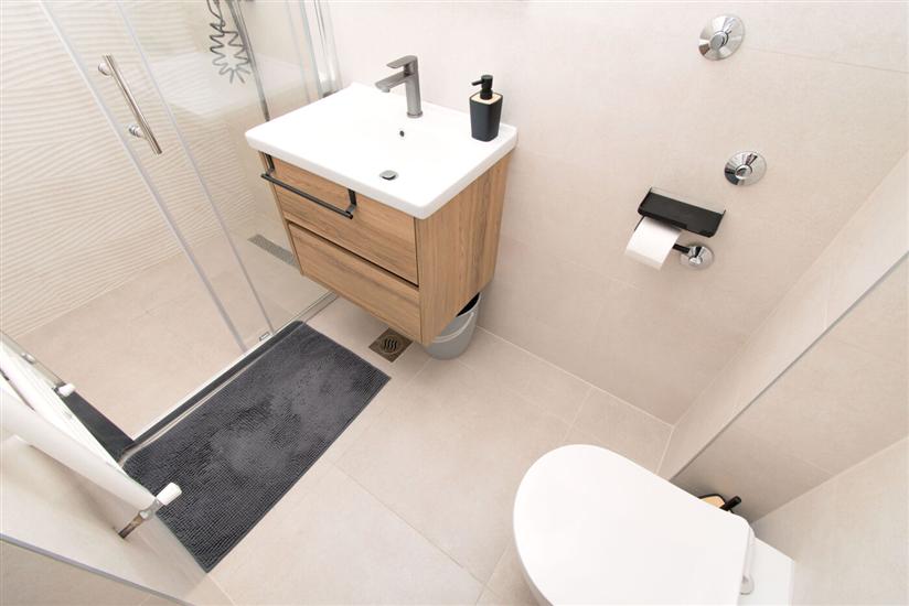 Apartman A1, na 6 osebe