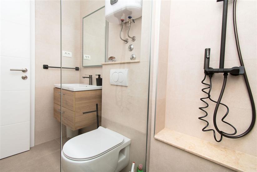 Apartman A1, na 6 osebe