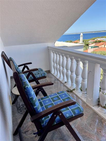 Apartment A6, for 5 persons