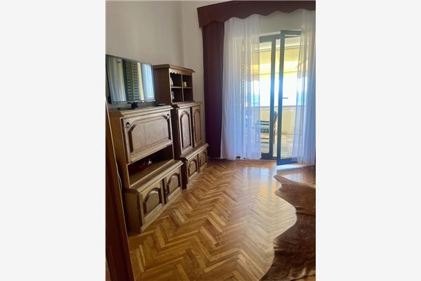 Apartment A6, for 5 persons