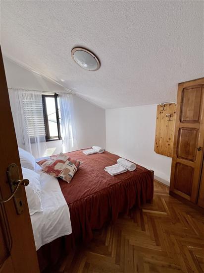 Apartment A6, for 5 persons