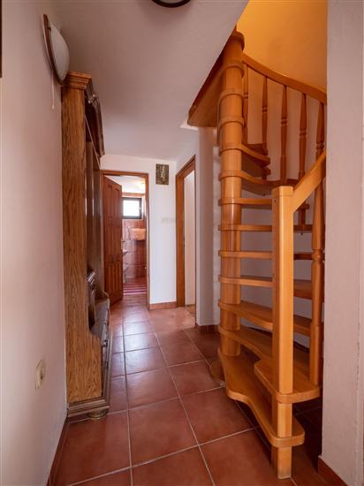 Apartment A6, for 5 persons