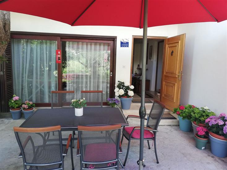 Apartmanok és Szobák Mery