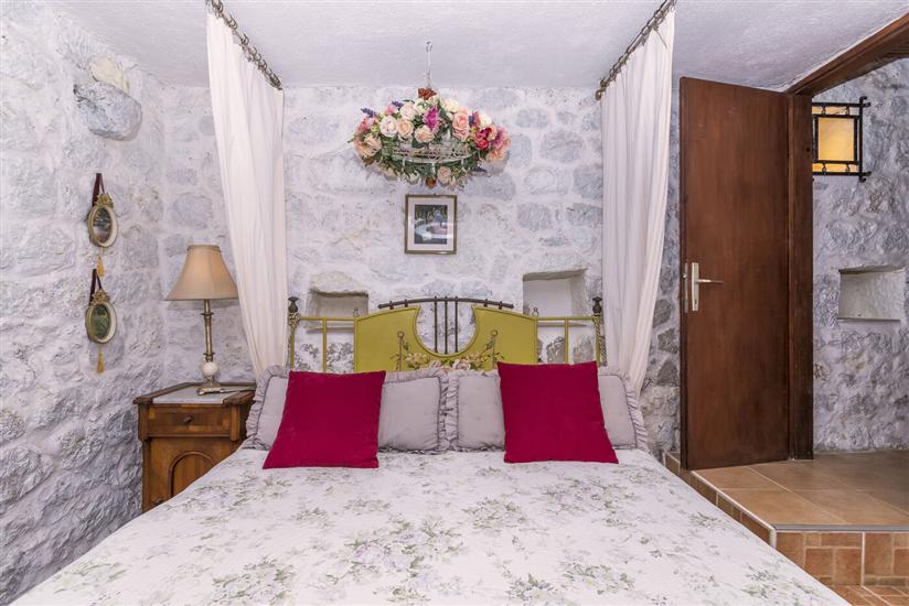 Hiša K1, na 5 osebe