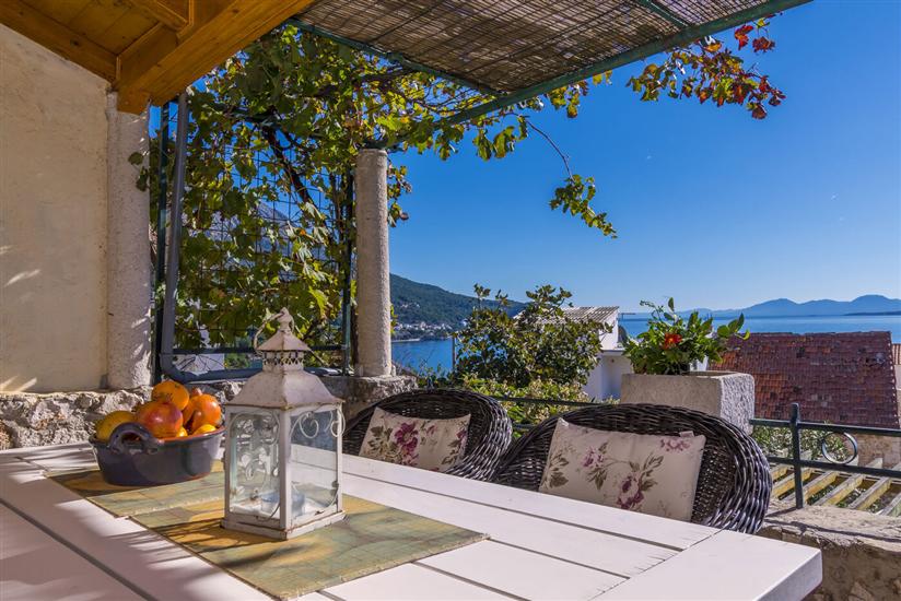 Hiša K1, na 5 osebe