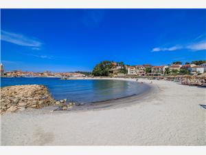 Дом Toni Banjol - ostrov Rab, квадратура 200,00 m2, Воздуха удалённость от моря 250 m