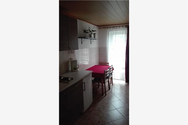 Apartment A2, for 5 persons