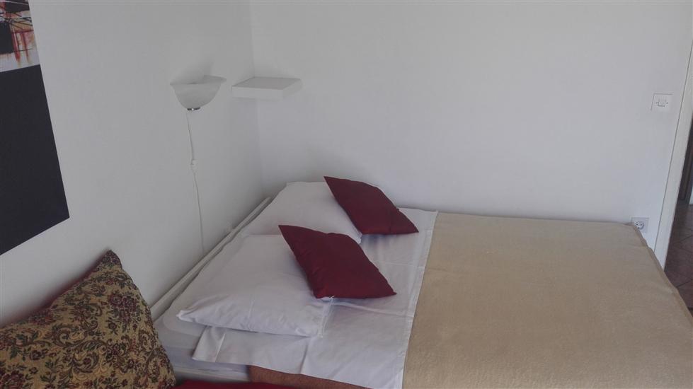 Apartment A2, for 5 persons