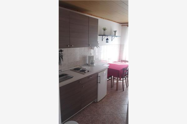 Apartment A2, for 5 persons