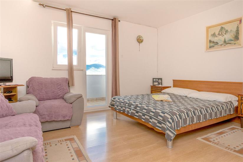 Apartment A2, for 4 persons