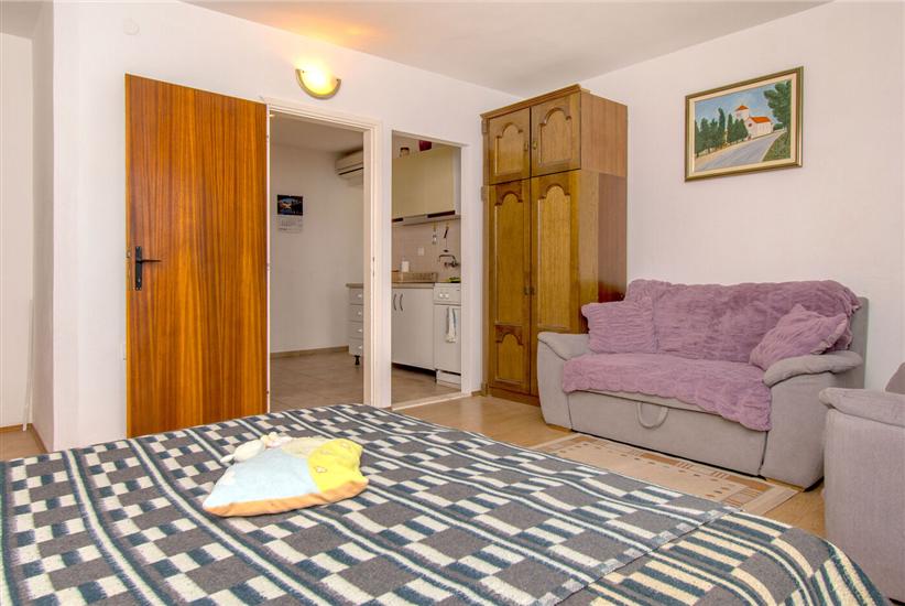 Apartment A2, for 4 persons