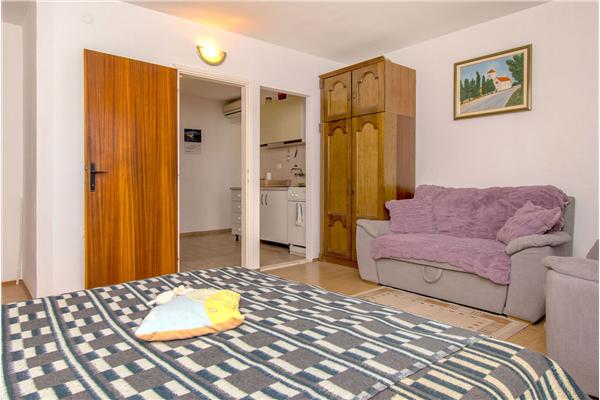 Apartment A2, for 4 persons