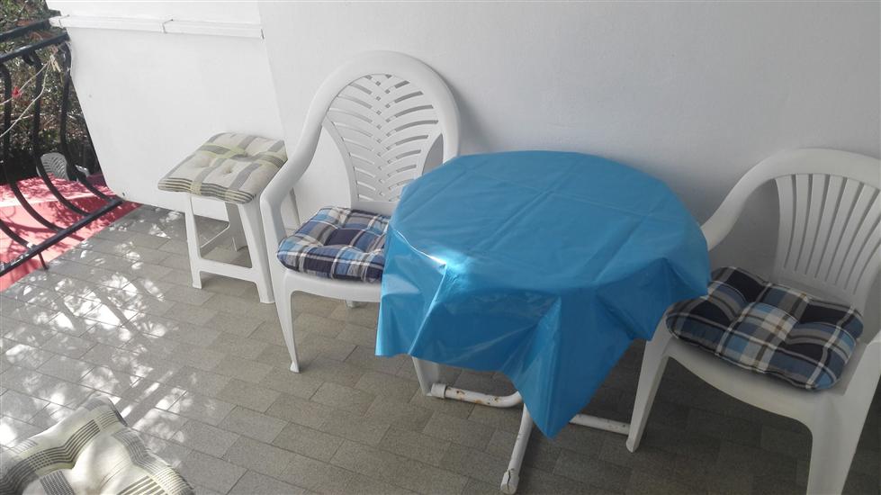 Room S2, for 2 persons