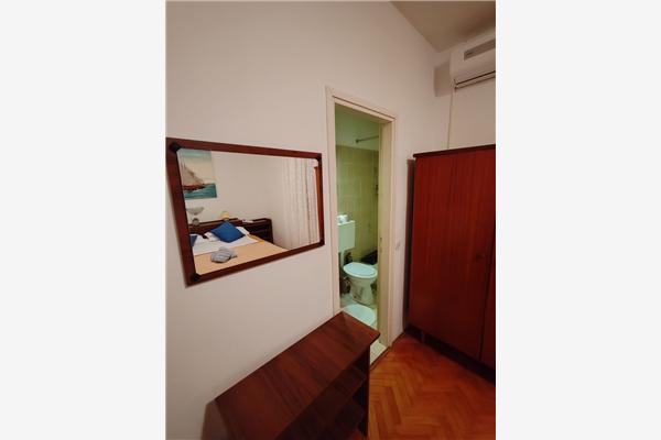 Room S2, for 2 persons