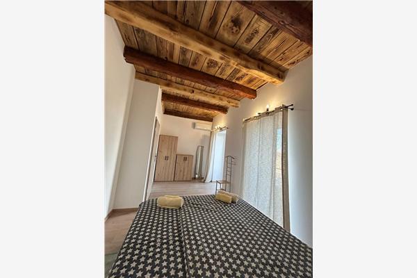 Hiša K1, na 5 osebe