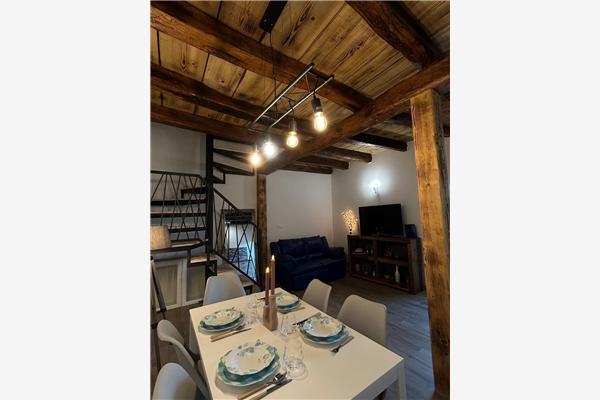 Hiša K1, na 5 osebe