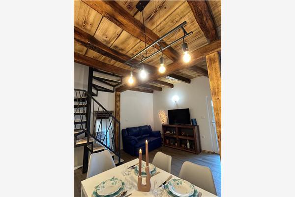 Hiša K1, na 5 osebe