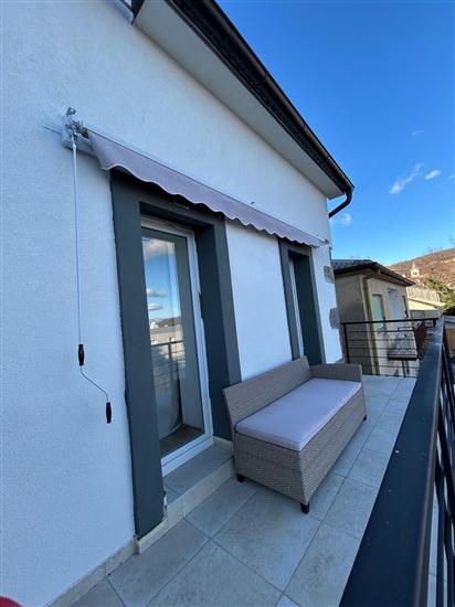 Hiša K1, na 5 osebe