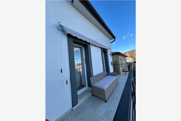 Hiša K1, na 5 osebe