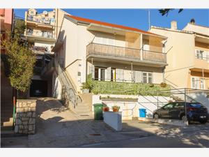 Apartment Spider Šibenik Sibenik, Size 25.00 m2, Airline distance to town centre 900 m