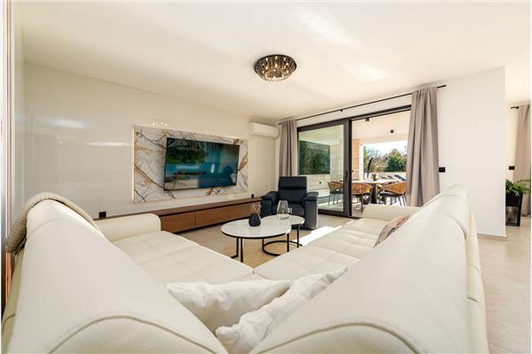 Kuća K1, za 10 osoba/e