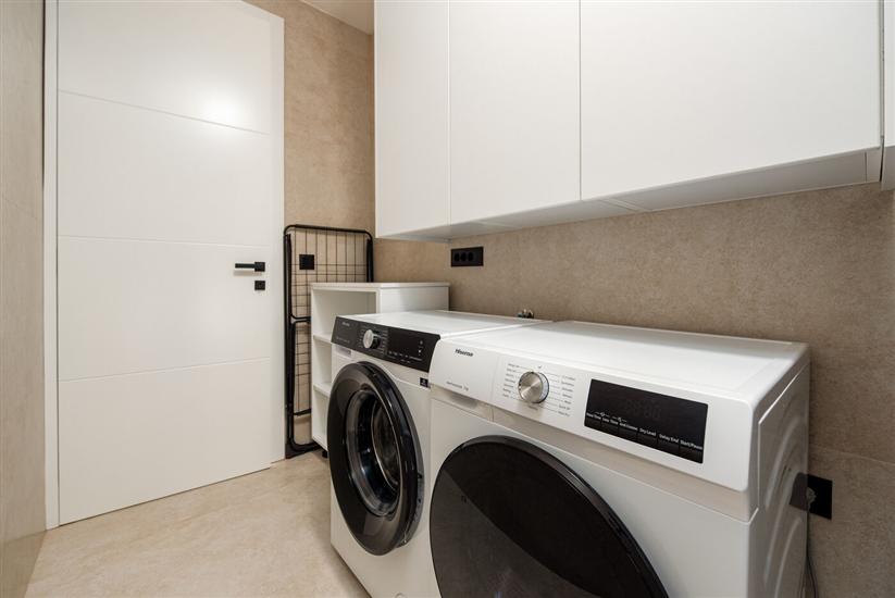 Kuća K1, za 10 osoba/e