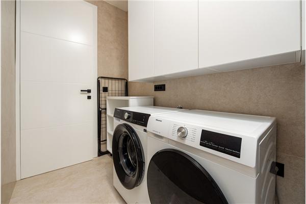 Kuća K1, za 10 osoba/e