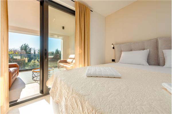 Kuća K1, za 10 osoba/e